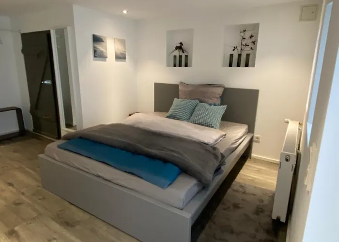 Souterrain Wohnung In Einer Stadtvilla